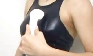 Блондинка в bezplatno balgarsko porno чорапи