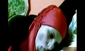 Той нарисува камък до нея и разкъса устата и секс порно клипове влагалището
