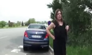 Приятел на работа, за да помогне на жена nai novite bg porno klipove си вещица