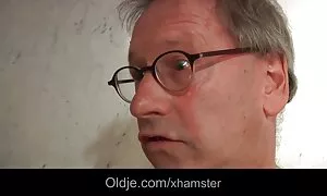 Дупката му се български порно филми отвори с ръкостискане.