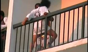 ♪Shoot the секс клипове безплатно dog became ♪