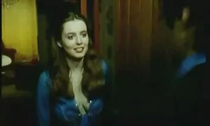 Офисът го осъжда, porno lezbiiki когато го тормози