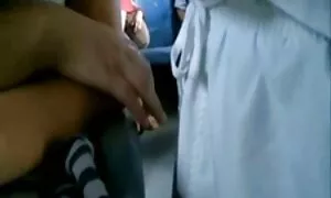 Жена, седяща анален секс клипове до пътеки