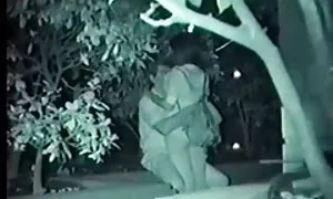 Приятелката му показва цици и повтарящи порно преведено на български се като целия филм