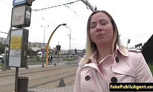 Медицинските тестове карат видеоклипове със секс момичето да плаче.